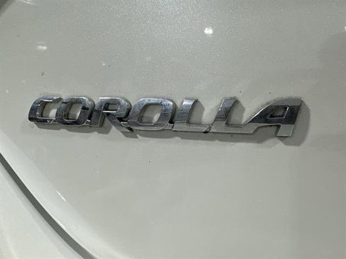 Used 2017 Toyota Corolla LE image 10