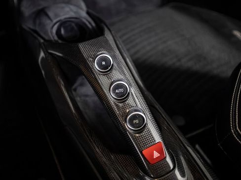 Used 2017 Ferrari 488 GTB RWD image 44