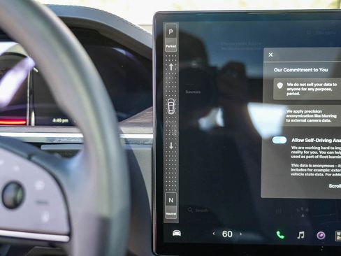 Used 2023 Tesla Model S AWD/4WD image 19