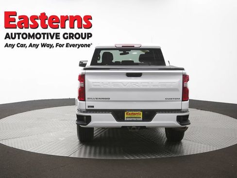 Used 2019 Chevrolet Silverado 1500 Custom w/ Custom Value Package RWD image 38