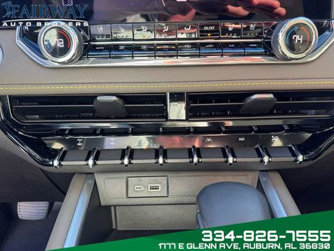 Used 2024 Chevrolet Colorado ZR2 w/ ZR2 Convenience Package III image 23