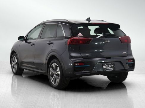 Used 2020 Kia Niro EX Premium image 3