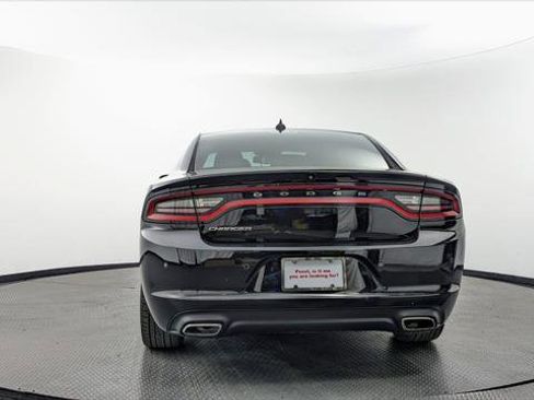 Used 2021 Dodge Charger SXT w/ Plus Group RWD image 7