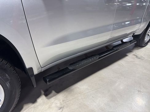 Used 2022 Chevrolet Silverado 1500 Custom AWD/4WD image 9