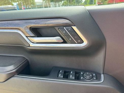 Used 2023 Chevrolet Silverado 1500 LTZ w/ LTZ Convenience Package II AWD/4WD image 25