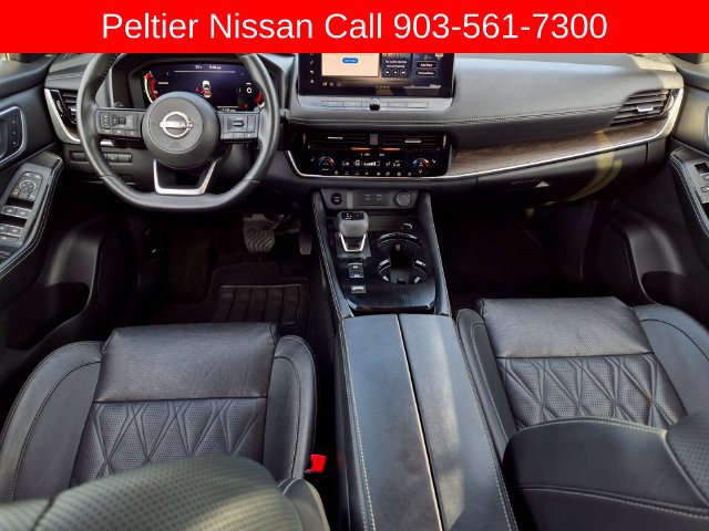 Used 2024 Nissan Rogue Platinum w/ Platinum Premium Package FWD image 27