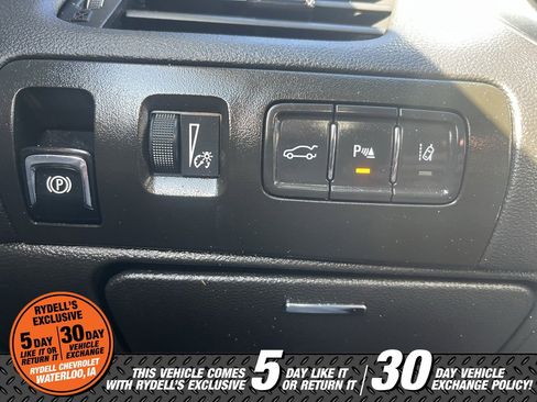 Used 2017 Chevrolet Impala Premier image 27