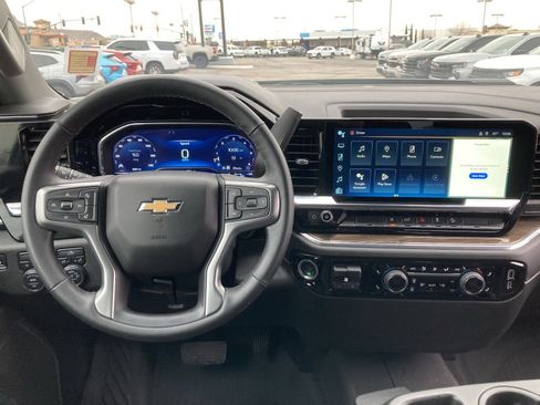 Certified 2025 Chevrolet Silverado 2500 LT image 19