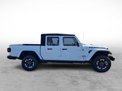 Certified 2022 Jeep Gladiator Rubicon w/ Cold Weather Group image 6