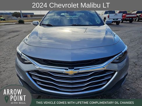 Used 2024 Chevrolet Malibu LT image 3