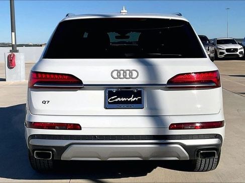 Used 2025 Audi Q7 3.0T Premium Plus image 4