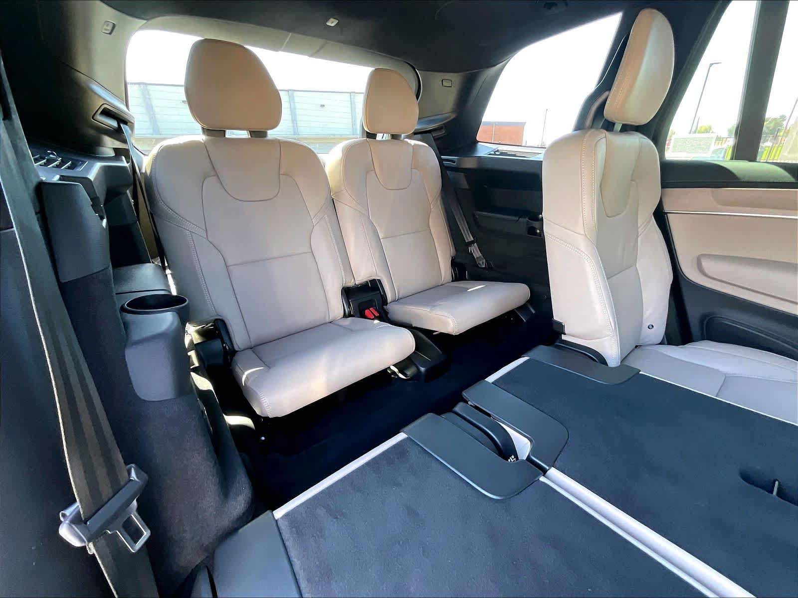 New 2027 Volvo XC90 T8 Ultra AWD/4WD image 28