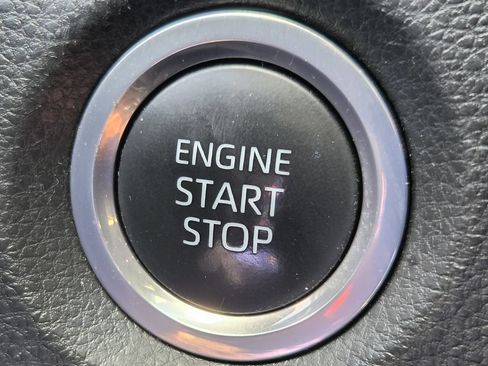 Used 2023 Toyota Corolla SE FWD image 22