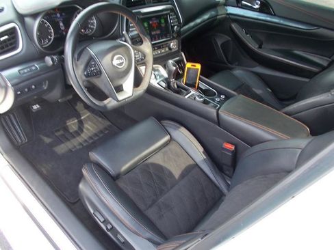 Used 2023 Nissan Maxima SR w/ Sport Mat Group FWD image 28