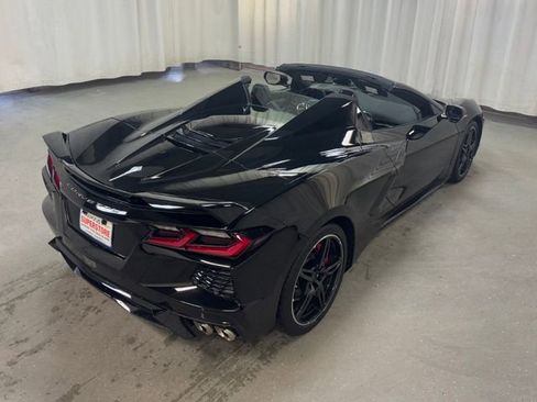 Used 2021 Chevrolet Corvette Stingray Premium Conv w/ Z51 Performance Package RWD image 15