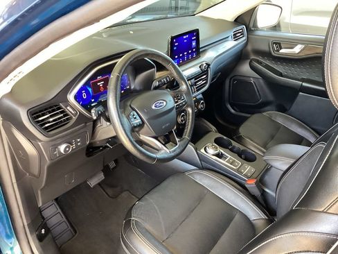Used 2020 Ford Escape Titanium AWD/4WD image 33