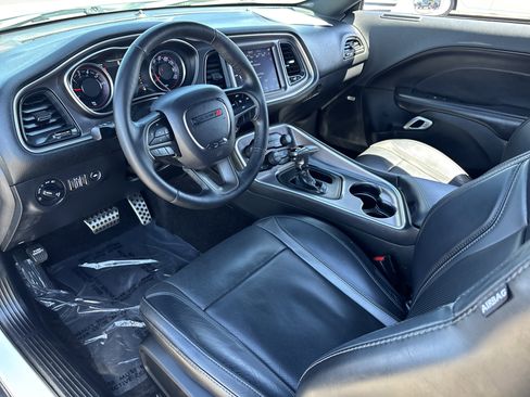 Used 2019 Dodge Challenger SXT w/ Plus Package RWD image 17
