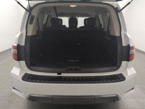 Used 2021 Nissan Armada SV w/ SV Appearance Package RWD image 29