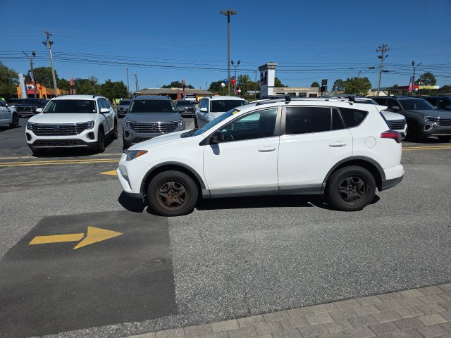 Used 2017 Toyota RAV4 LE w/ All Weather Liner Package AWD/4WD image 9