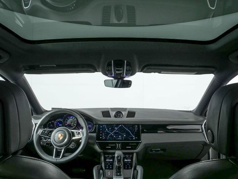 Certified 2023 Porsche Cayenne Coupe image 19