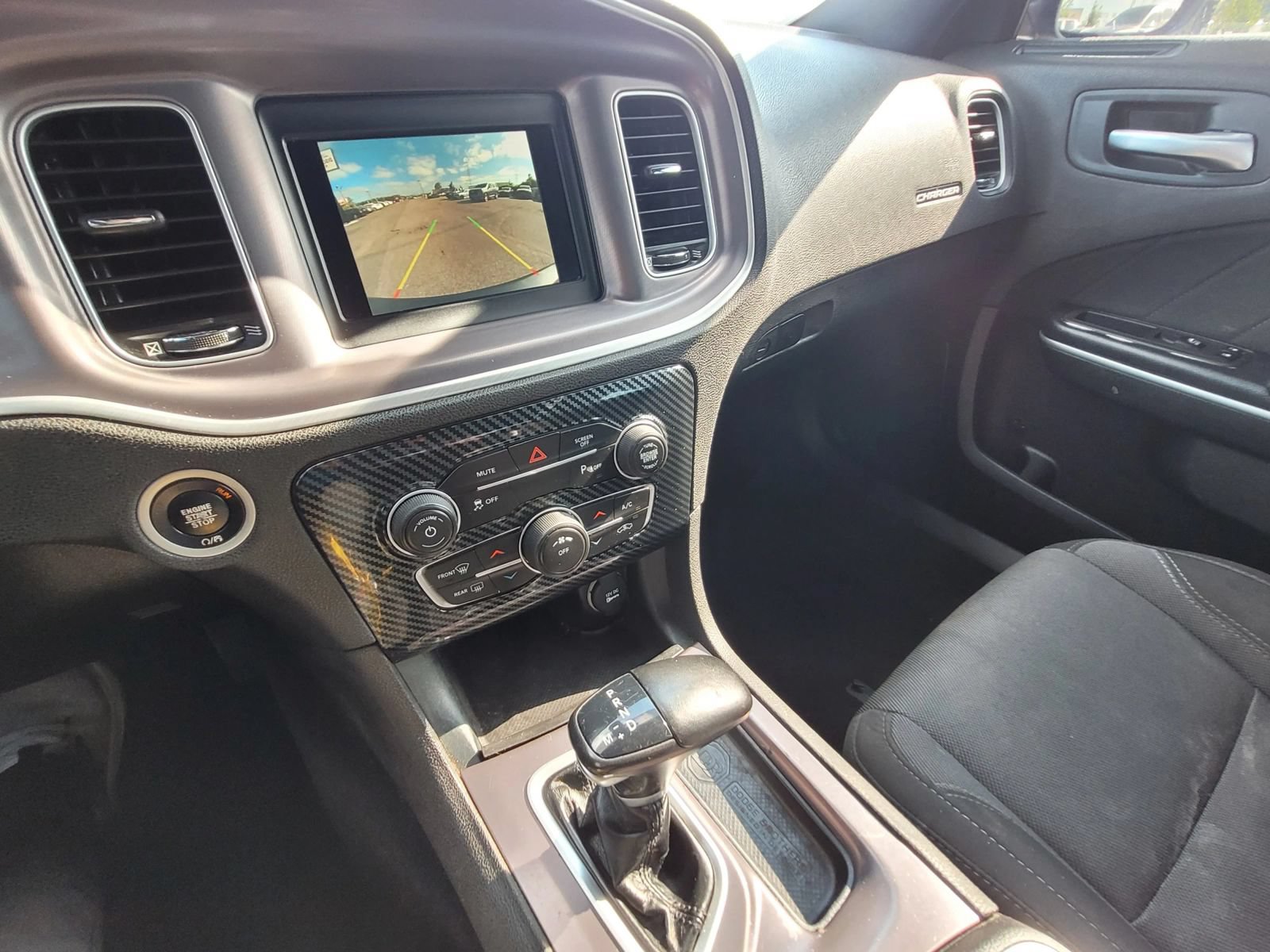 Used 2022 Dodge Charger SXT RWD image 22