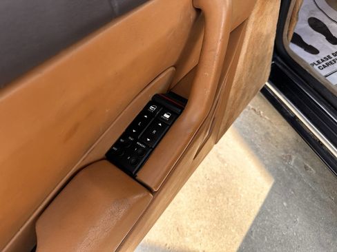 Used 1989 Cadillac Allante image 13