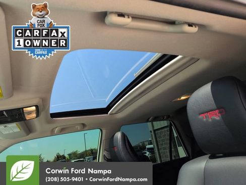 Used 2023 Toyota 4Runner TRD Off-Road Premium w/ Moonroof Package AWD/4WD image 22