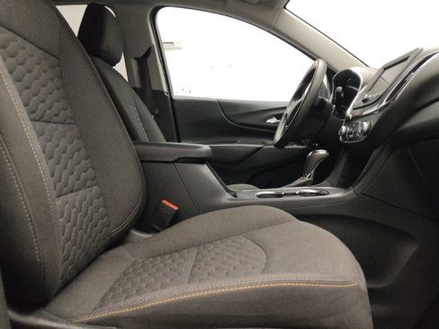 Used 2021 Chevrolet Equinox LT AWD/4WD image 21