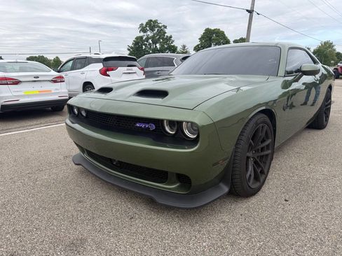 Used 2023 Dodge Challenger SRT Hellcat w/ Driver Convenience Group RWD image 1