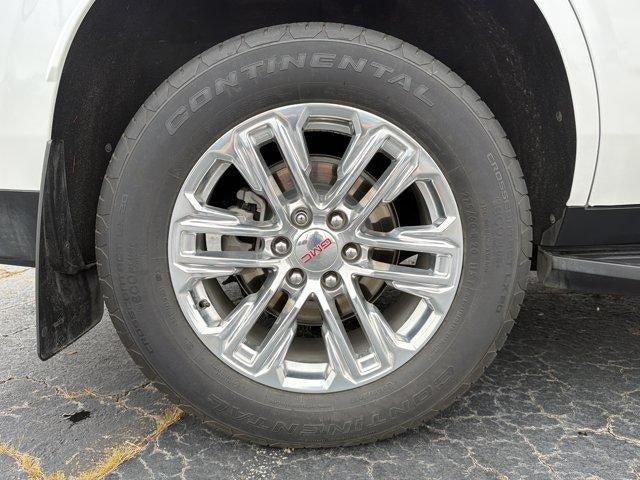 Used 2023 GMC Yukon SLT w/ SLT Luxury Package RWD image 18