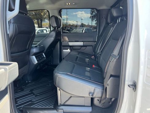 Used 2023 Ford F250 Lariat w/ Lariat Ultimate Package AWD/4WD image 25