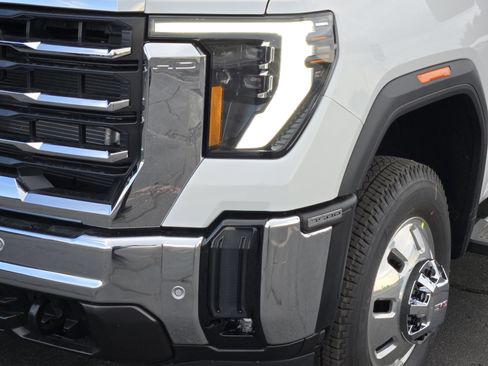 New 2026 GMC Sierra 3500 SLT w/ Texas SLT Premium Package image 6