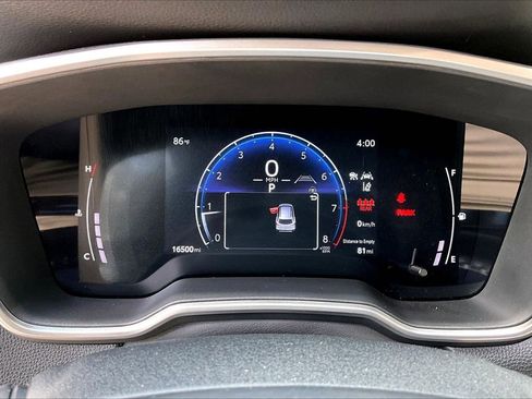Used 2023 Toyota Corolla Cross XLE w/ Convenience Package FWD image 12