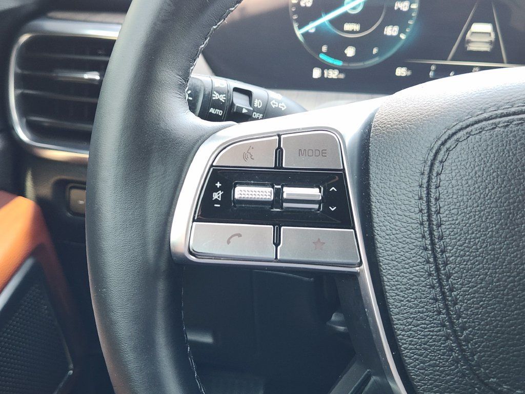 Used 2024 Kia Telluride SX w/ Towing Package AWD/4WD image 28