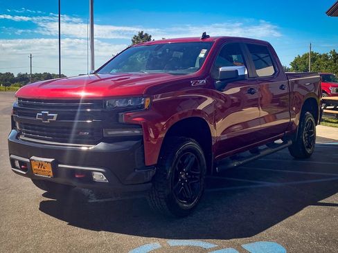 Used 2019 Chevrolet Silverado 1500 LT Trail Boss AWD/4WD image 18