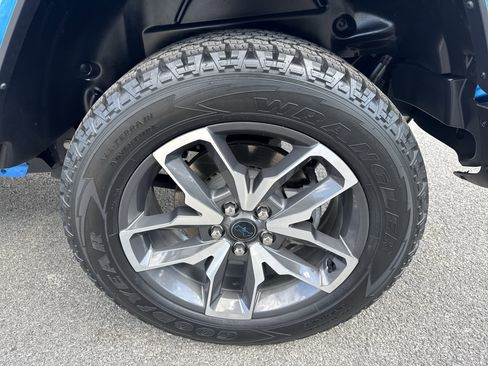 Used 2024 Jeep Wrangler Unlimited w/ Convenience Group image 30