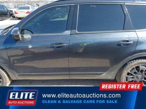 Used 2022 Kia Telluride EX w/ EX Premium Package image 27