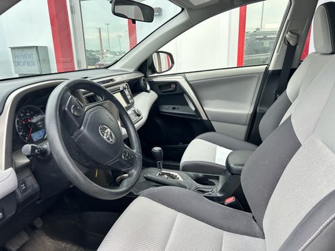 Used 2013 Toyota RAV4 XLE AWD/4WD image 8