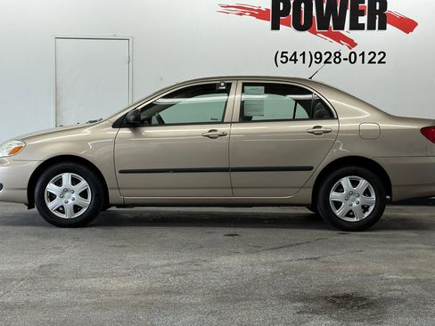 Used 2005 Toyota Corolla CE image 6