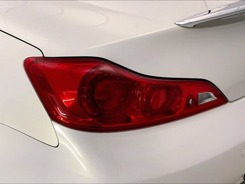 Used 2012 INFINITI G37 Convertible w/ Premium Pkg RWD image 26