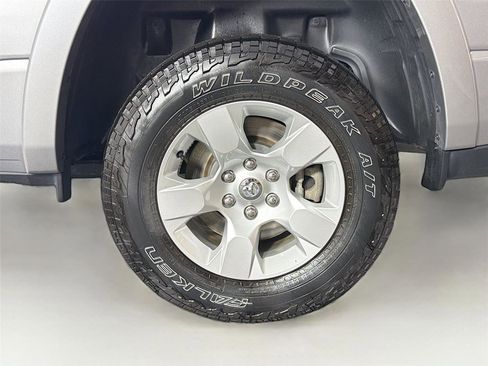 Used 2025 RAM 1500 Big Horn AWD/4WD image 32
