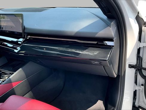 Certified 2026 BMW 530i RWD image 18