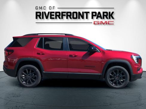 New 2026 GMC Terrain Elevation w/ Elevation Premium Package AWD/4WD image 2