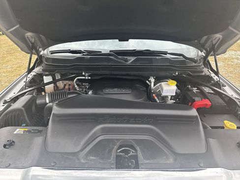 Used 2024 RAM 2500 Big Horn w/ Bed Utility Group image 18