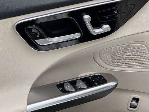 Certified 2023 Mercedes-Benz C 300 4MATIC Sedan image 12