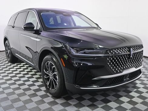 New 2026 Lincoln Nautilus Premier w/ Equipment Group 102A AWD/4WD image 9