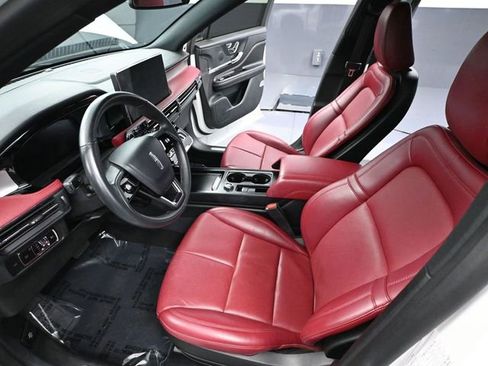 Used 2023 Lincoln Corsair Reserve w/ Jet Appearance Package image 22