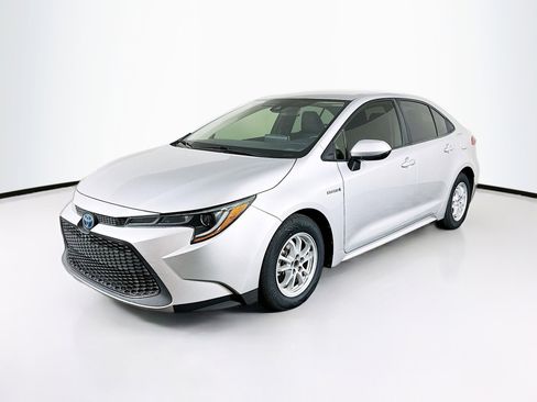 Used 2021 Toyota Corolla LE w/ Carpet Mat Package (TMS) FWD image 3