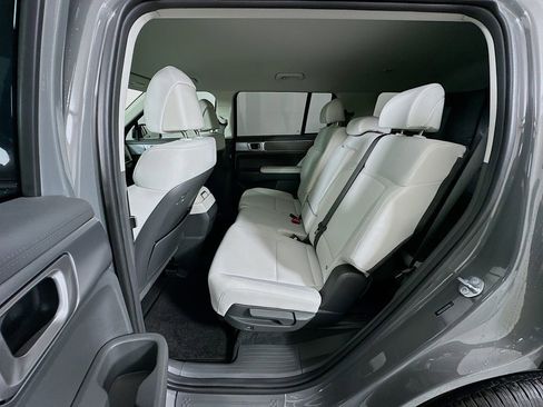 Certified 2026 Hyundai Santa Fe SE FWD image 23