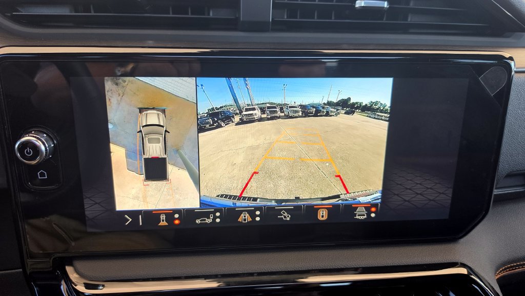 Used 2026 GMC Sierra 1500 AT4 w/ AT4 Premium Package AWD/4WD image 18